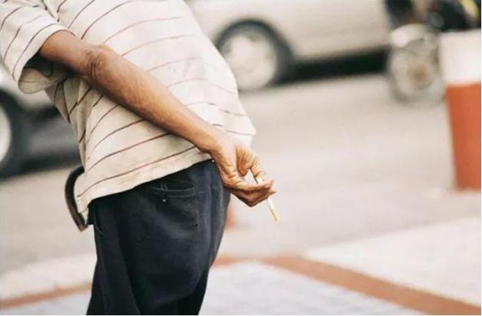 老年男艾滋的10个征兆,老年人艾滋病成为高发原因