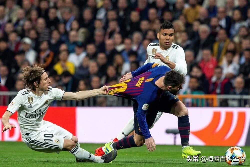 梅西是球技历史第一人！经常被当成参考！米兰球员夸队友就提他