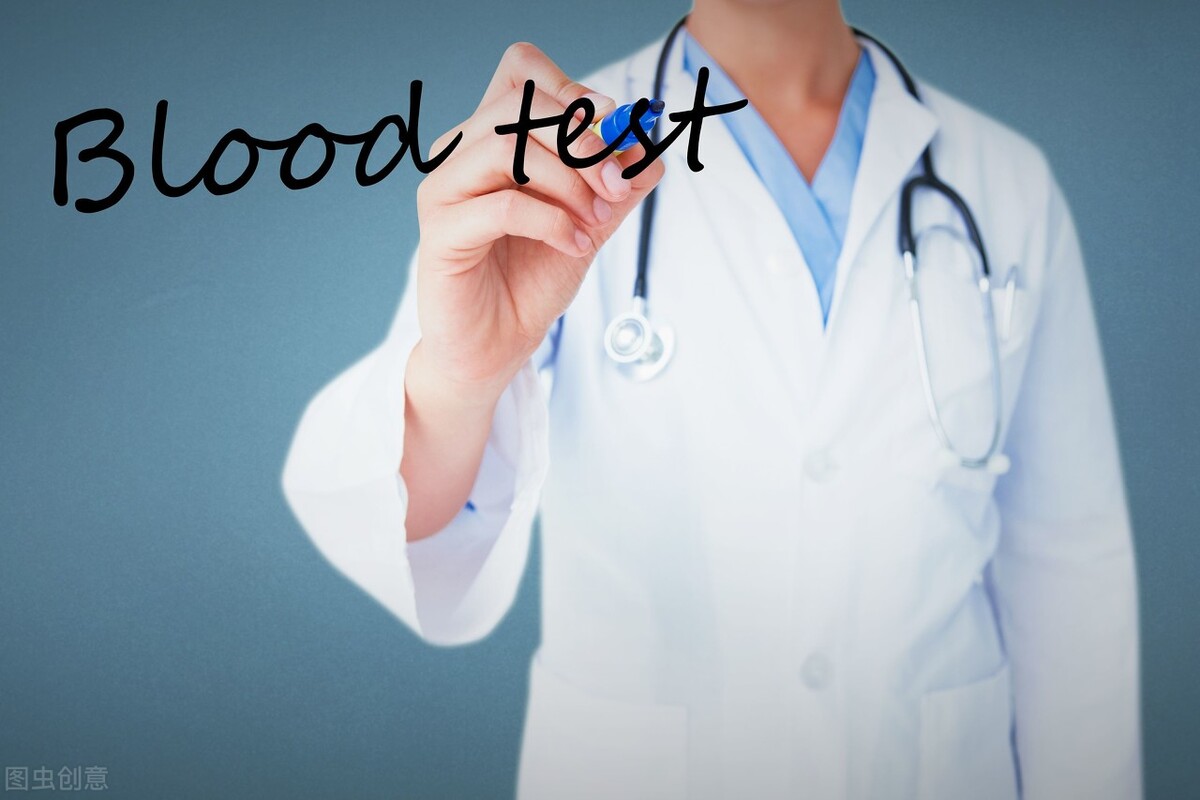 男性尿液浑浊有白色沉淀物,男性尿液浑浊怎么回事