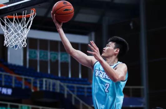 cba本赛季各项奖项得分王助攻王,cba赵继伟的得分助攻抢断