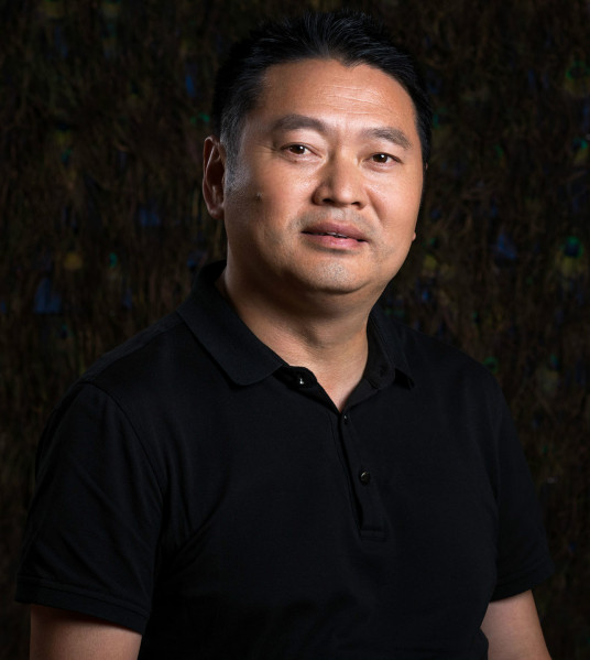 竹叶青和峨眉雪芽差距,为什么竹叶青茶叶有的是黄色的