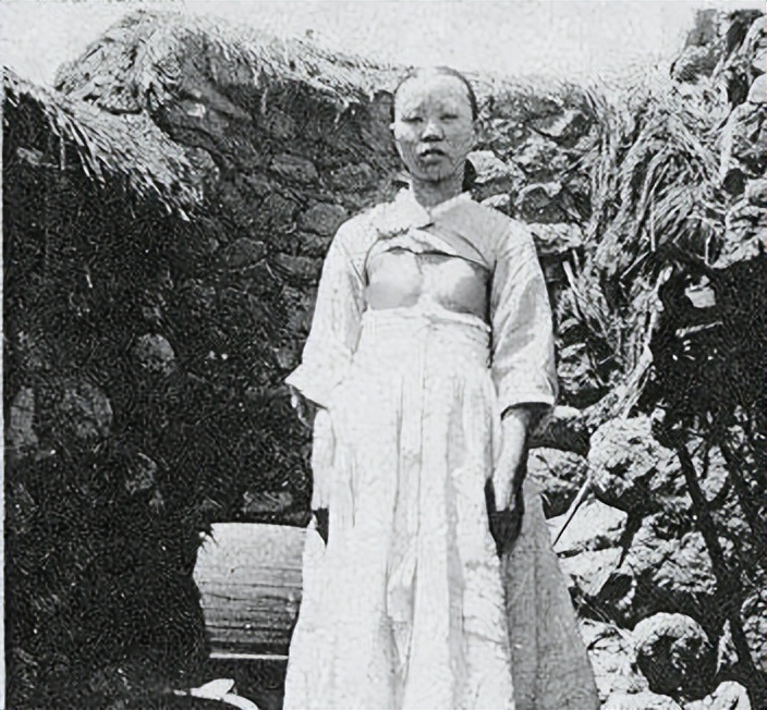 当韩国人看真正的韩国传统服装,这才是韩国真正的传统服装