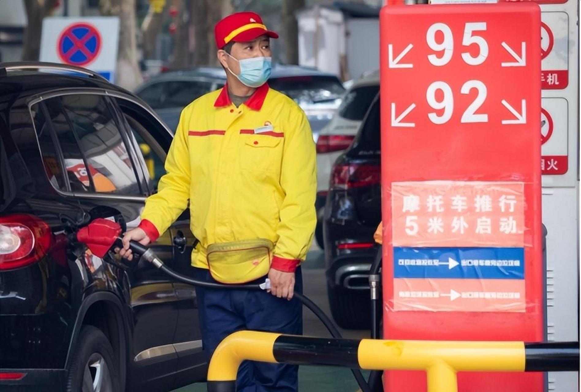 同样的加油站为什么价格不一样,私人加油站为什么便宜不耐烧