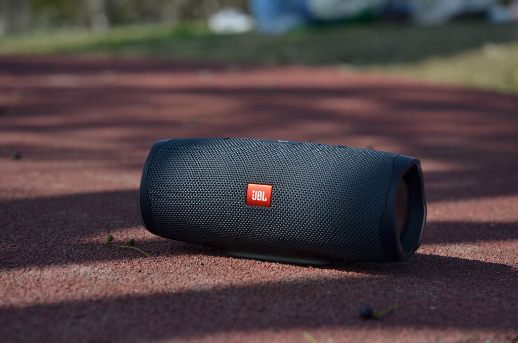 千元级户外音箱便携,千元内蓝牙便携K歌音箱