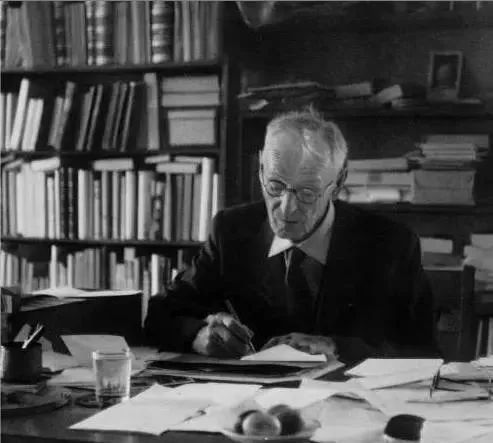 村上春树抚慰浮躁的书籍,村上春树人生低谷的时候不要灰心