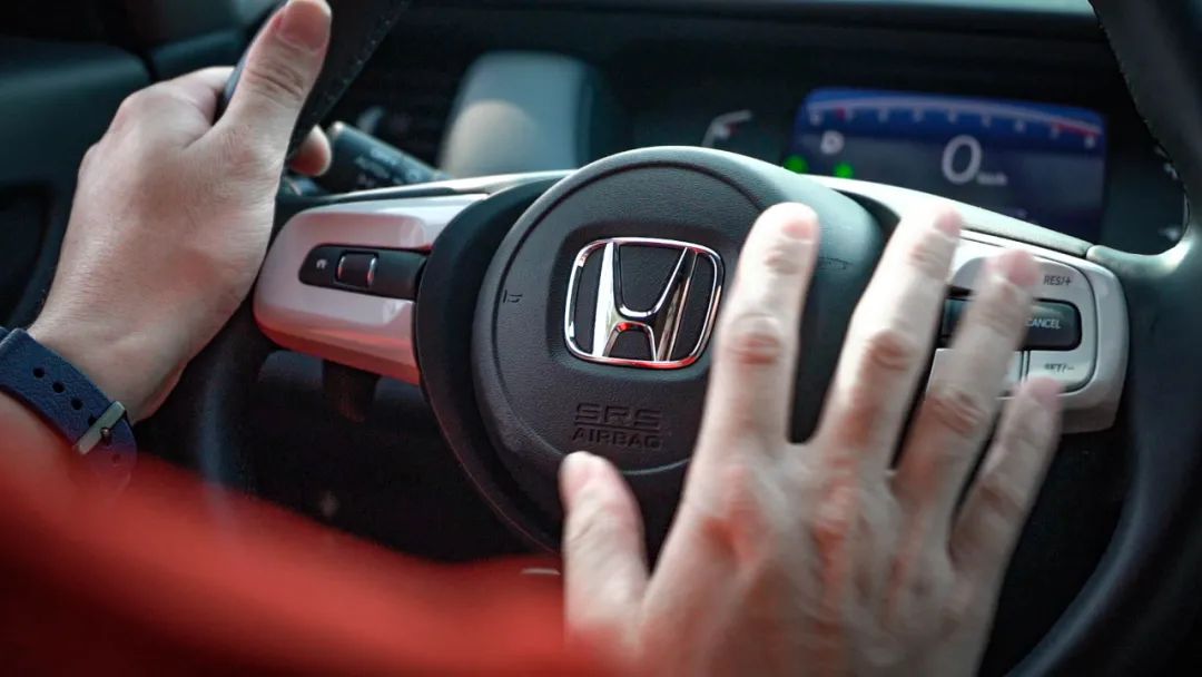 本田飞度第四代车主感受,为什么那么多年轻人喜欢飞度