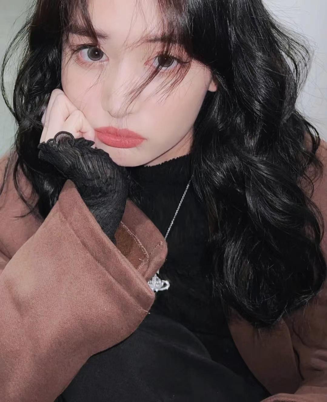 显脸小减龄的发型扎法,大脸显脸小减龄短发发型