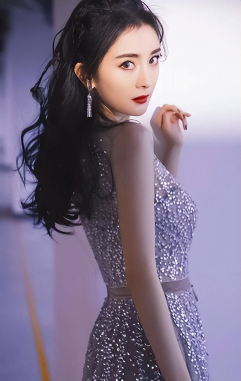 杨幂王鸥家庭,杨幂被后妈欺负争夺家产下集