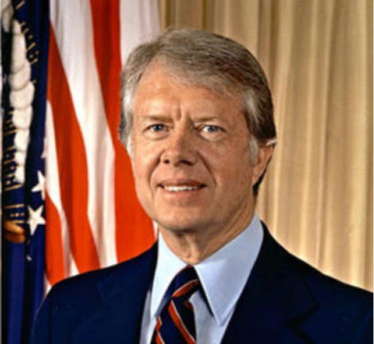 那个曾推动中美建交的美国前总统，退休之后，97岁仍在工地盖房子