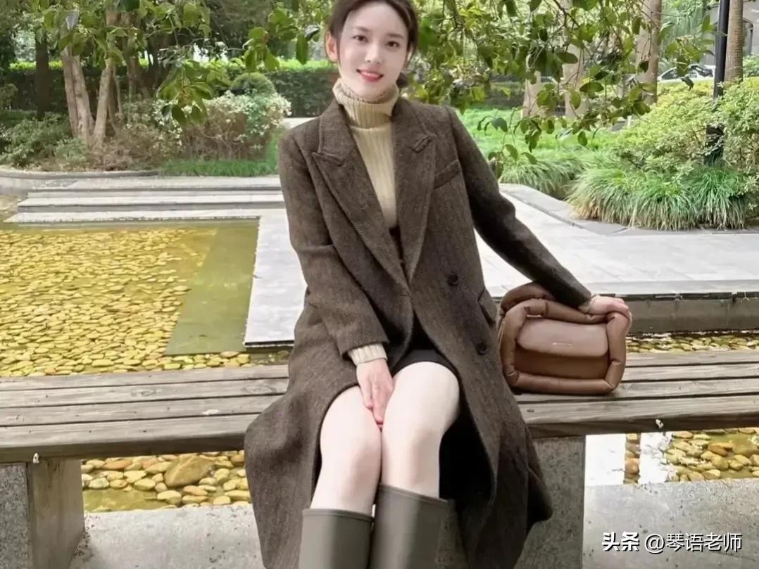 摩羯座男和异性聊天,摩羯座接受异性礼物