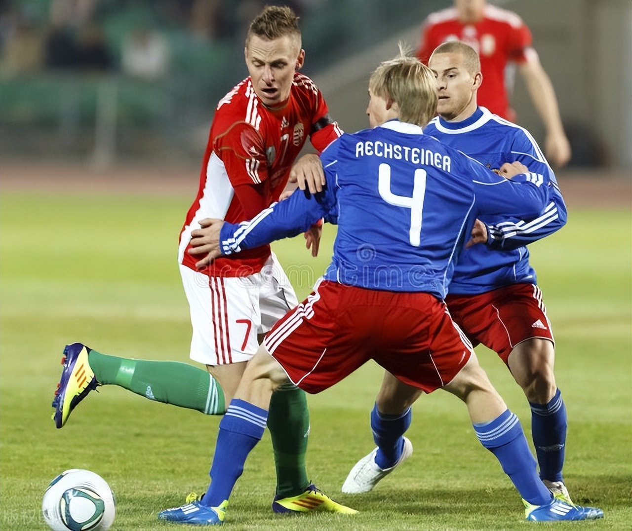 今日竞彩足球二串1推荐,每日竞彩足球实单推荐2串一