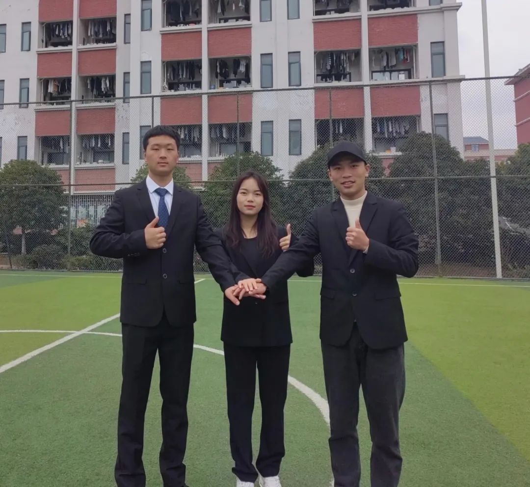 00后大学生创业小故事,创业故事新农人