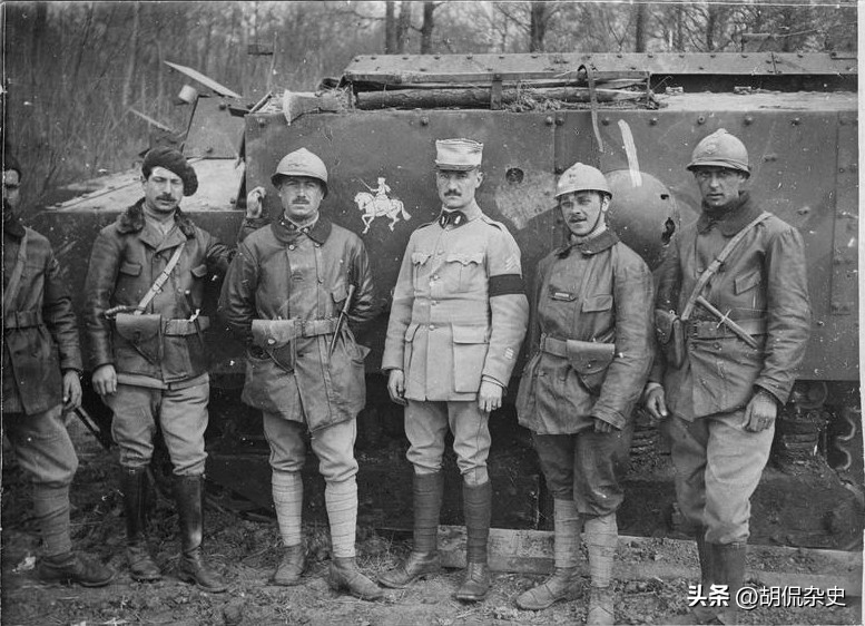 法国施耐德150毫米步兵炮,施耐德ca1坦克vs日本坦克