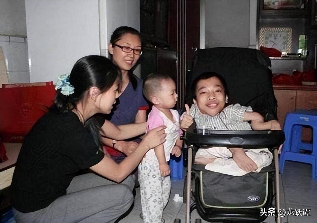 韬环鍗冧嚎鐨勫瘜璞潗杞濞跺コ绉樹功,90鍘樼背琚栫弽鎬昏