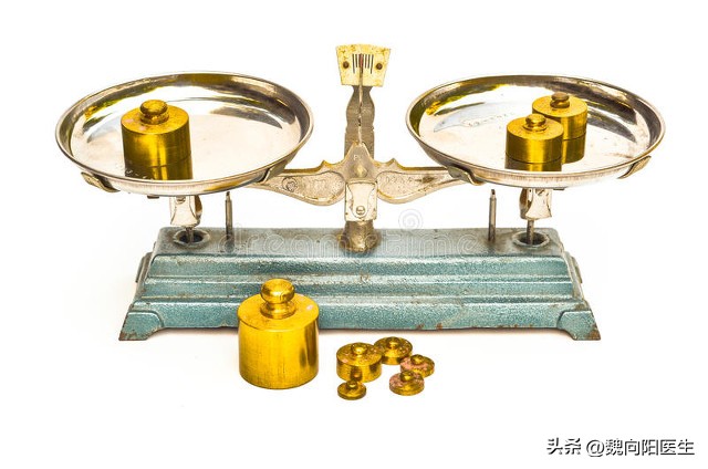 长期给患者吃华法林，引起脑出血。家属很后悔，是不是吃错了？