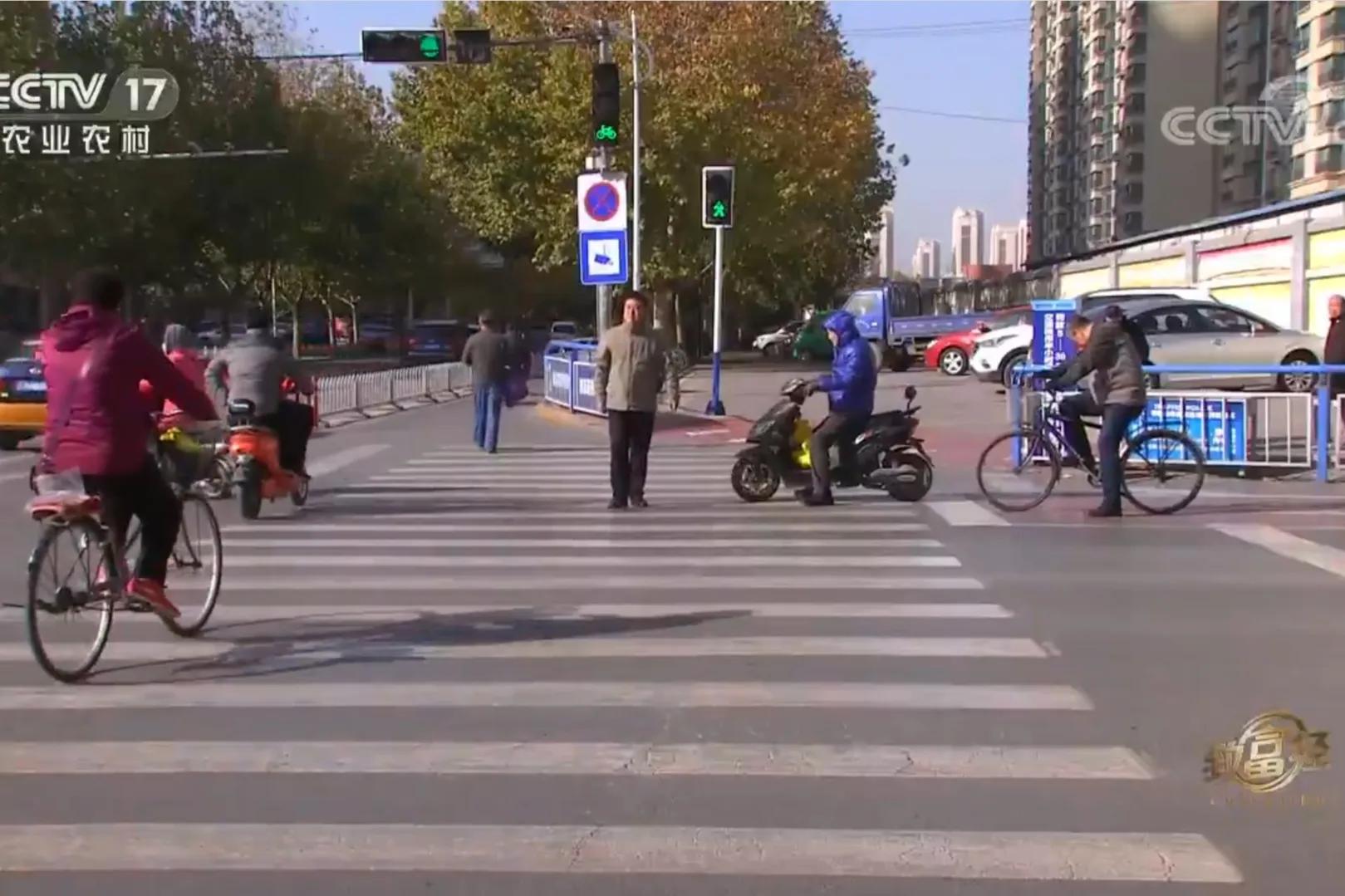 200亩荒山变成聚宝盆,荒山摇身一变成村民聚宝盆