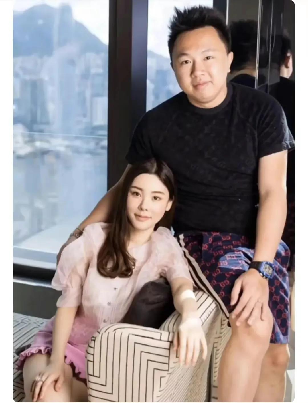 蔡天凤为什么离婚,蔡天凤为啥跟现任没领结婚证