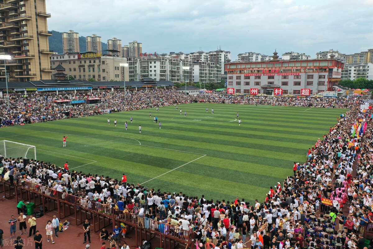 范志毅率队战平村超球队,范志毅率队2-2战平村超