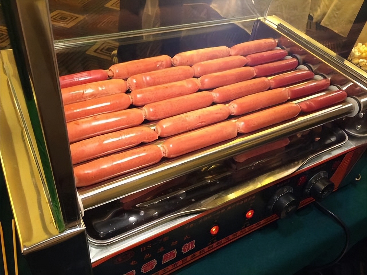 导员查寝发现抽烟会违纪吗,导员查宿舍被发现旷课惩罚