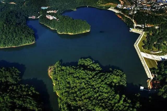 最被低估的大城市,被低估的普洱