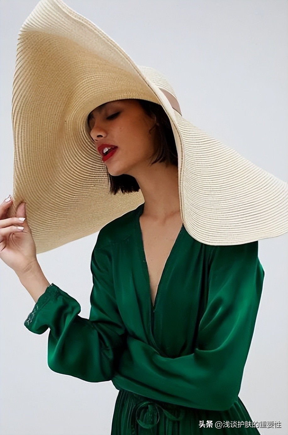 工作再忙也要给皮肤保养一下,工作需求天天熬夜怎么把皮肤养好