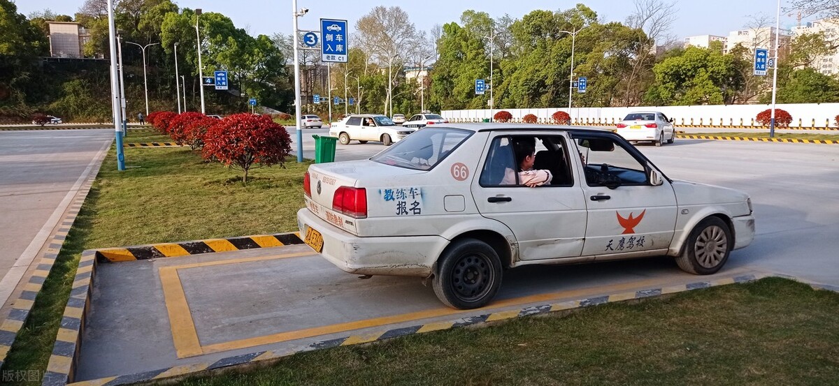 新手开车遇到的4大禁忌,新手开车克服六种恐惧轻松开车