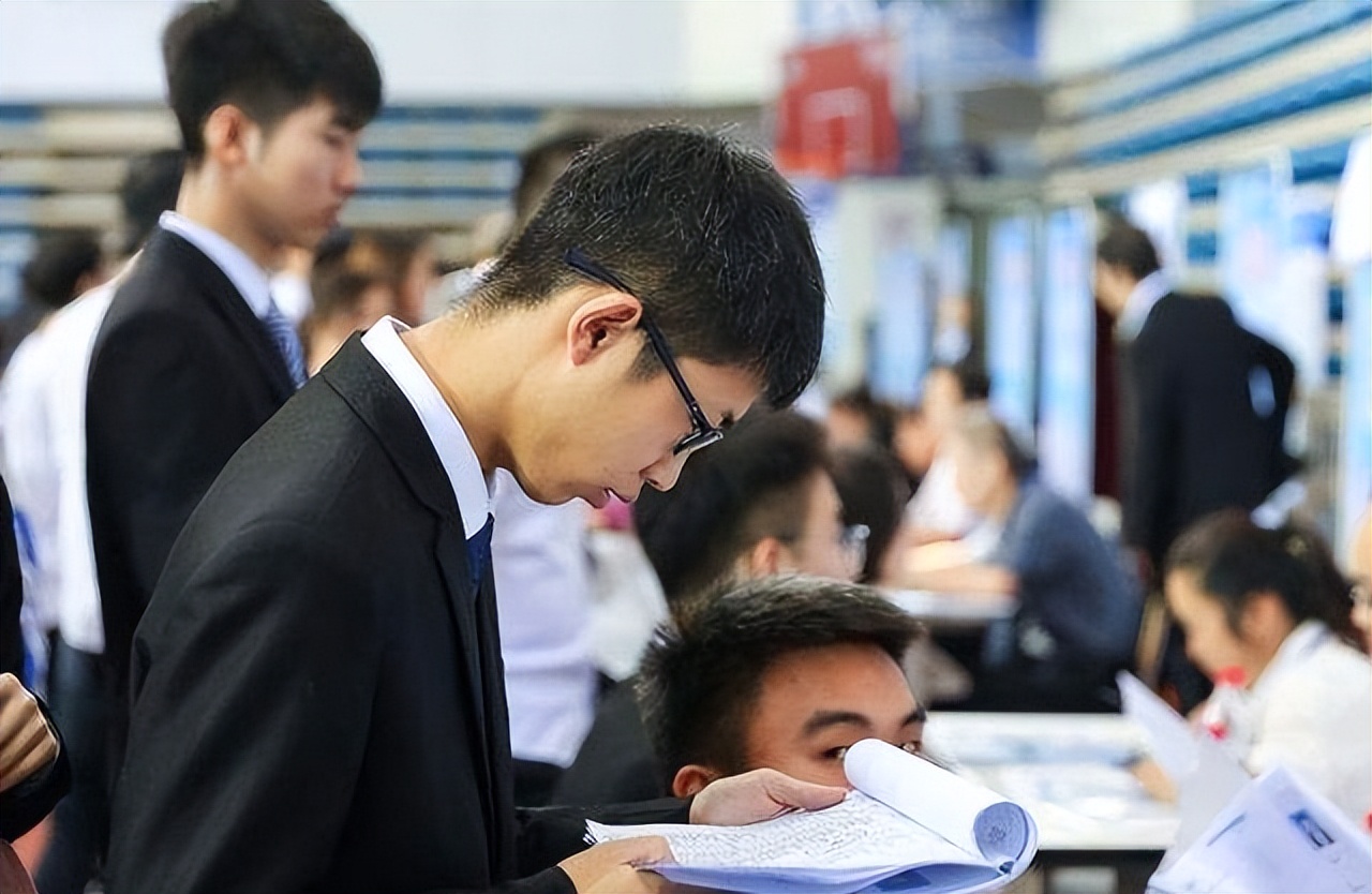 国企岗位福利待遇好,国企怎么进待遇最好