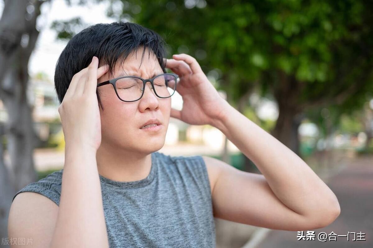 中暑引起的发烧及重度昏迷不醒,中暑了中医急救怎么救