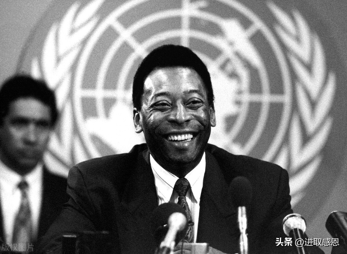 贝利球王传奇完整版,贝利球王的传奇一生