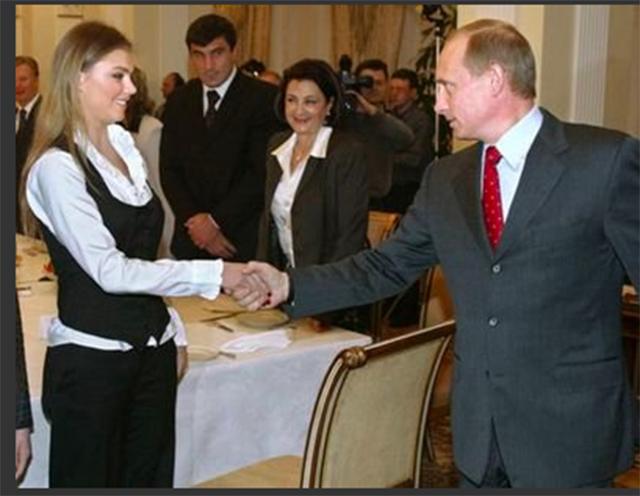 普京当选总统后第一件事,普京当选总统后流泪讲话视频