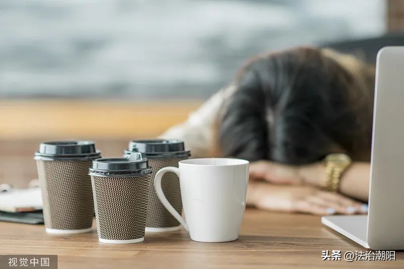 经常睡不好觉容易醒有什么危害,觉睡不好有什么后果