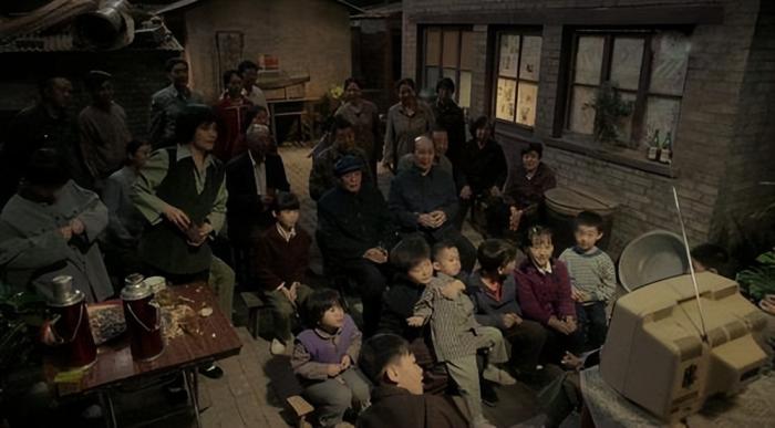 买电视看个寂寞，80%的节目要收费，未来电视机会被淘汰吗？