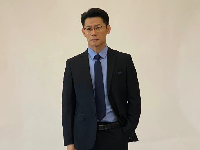 狂飙里面何黎明结局,狂飙里面何黎明结局怎么样