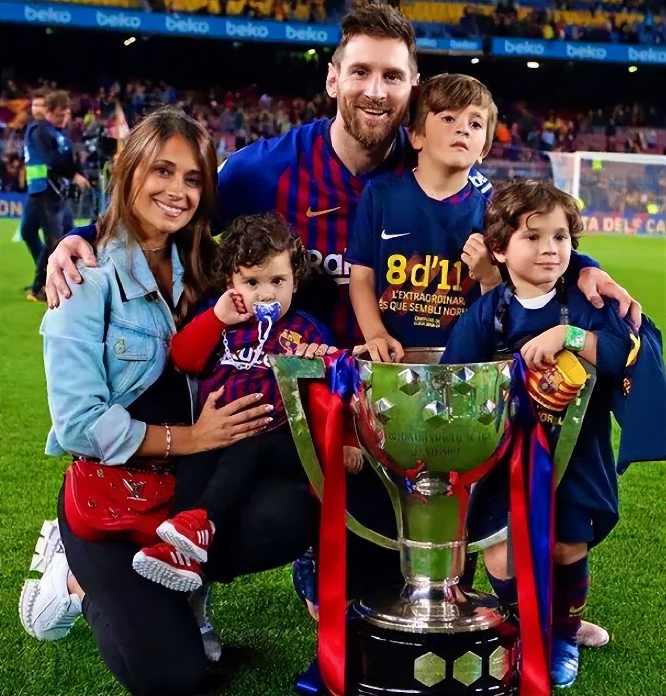 梅西低调内敛谦虚热爱家庭,梅西世界杯2022夺冠