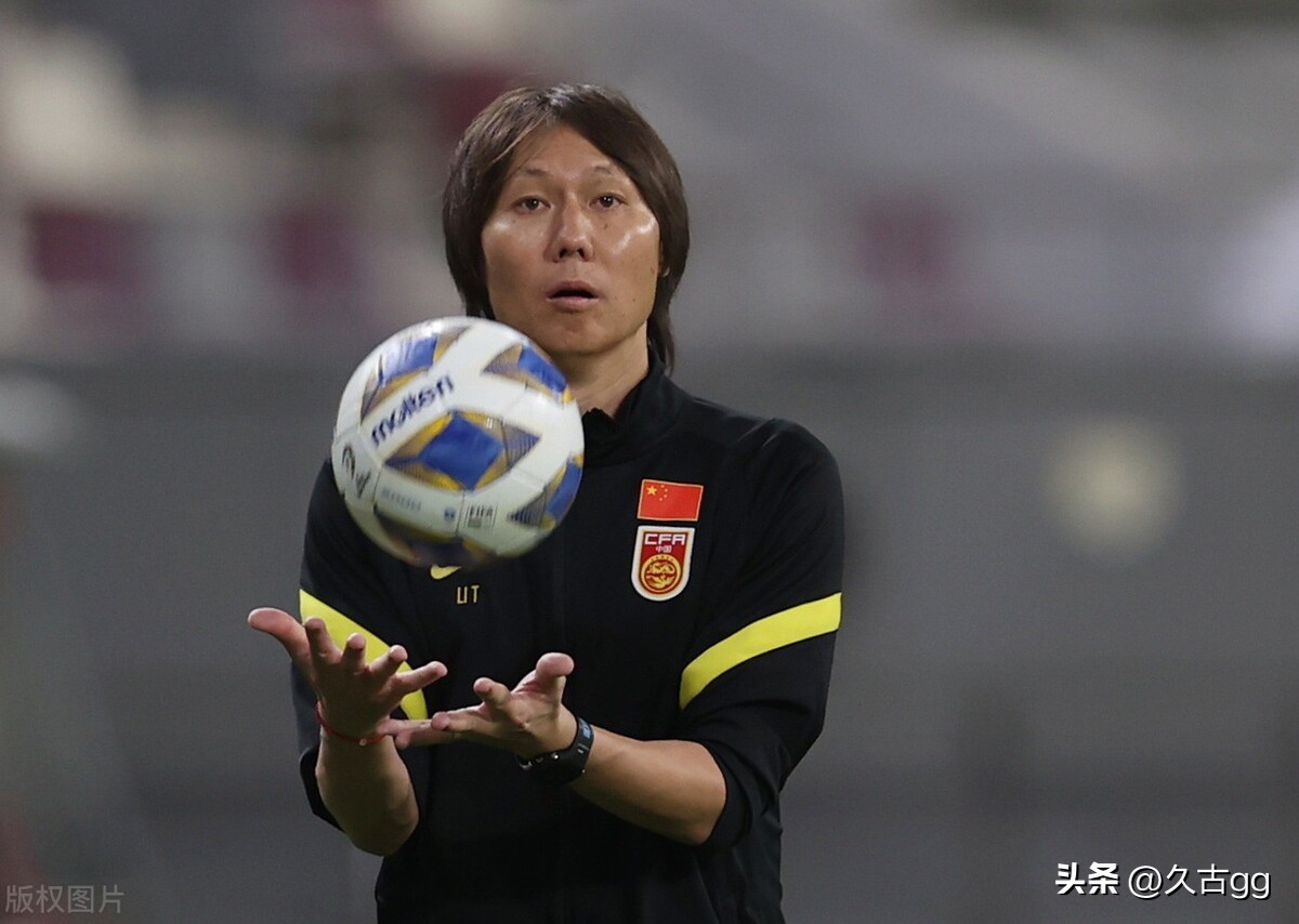 足坛反腐要打铁也要溯源,打铁还需自身硬为什么要打铁