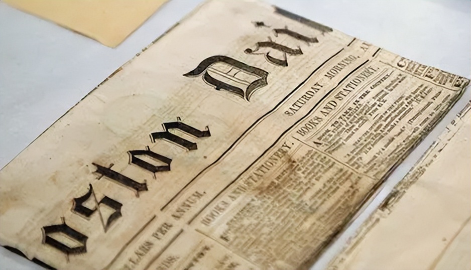 从酒馆到报刊，18世纪英国的大众政治传播阵地发生了哪些变化？