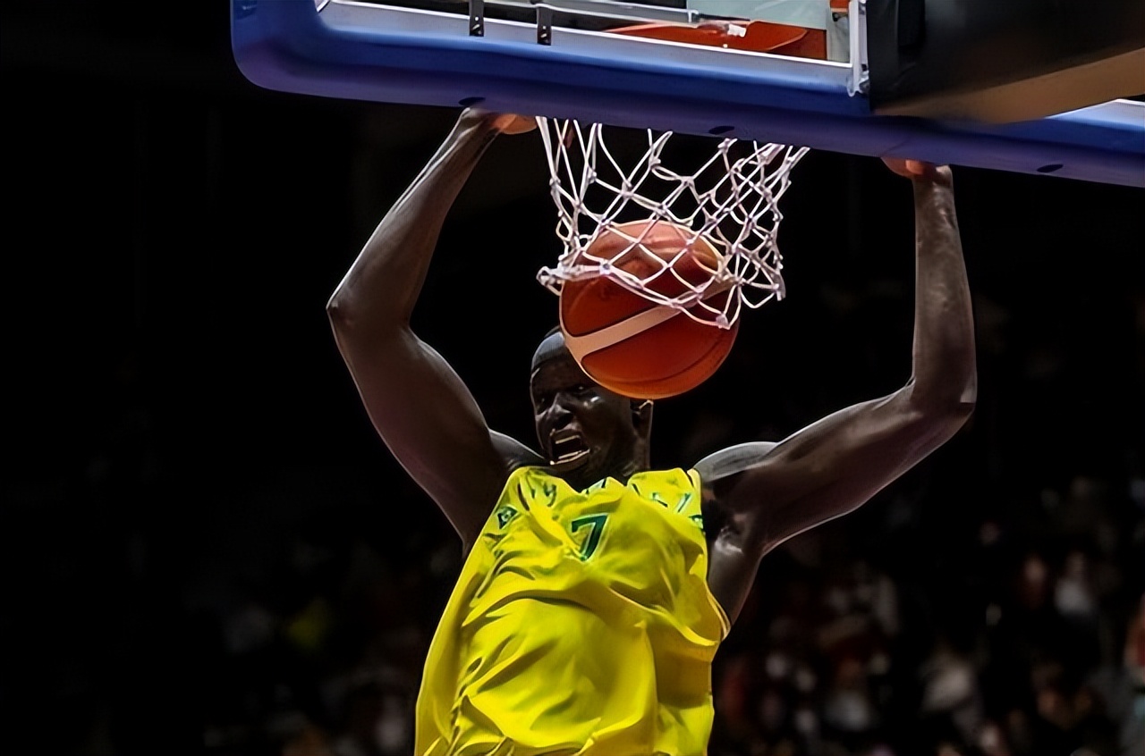 宏远超级外援朱芳雨,朱芳雨广东宏远试训第三外援