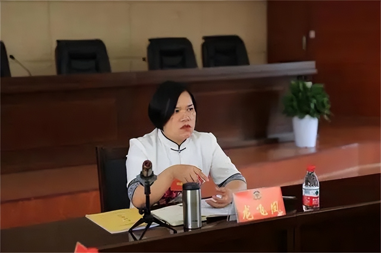 一个县的县长大概有多少工资,我国的县长收入是多少