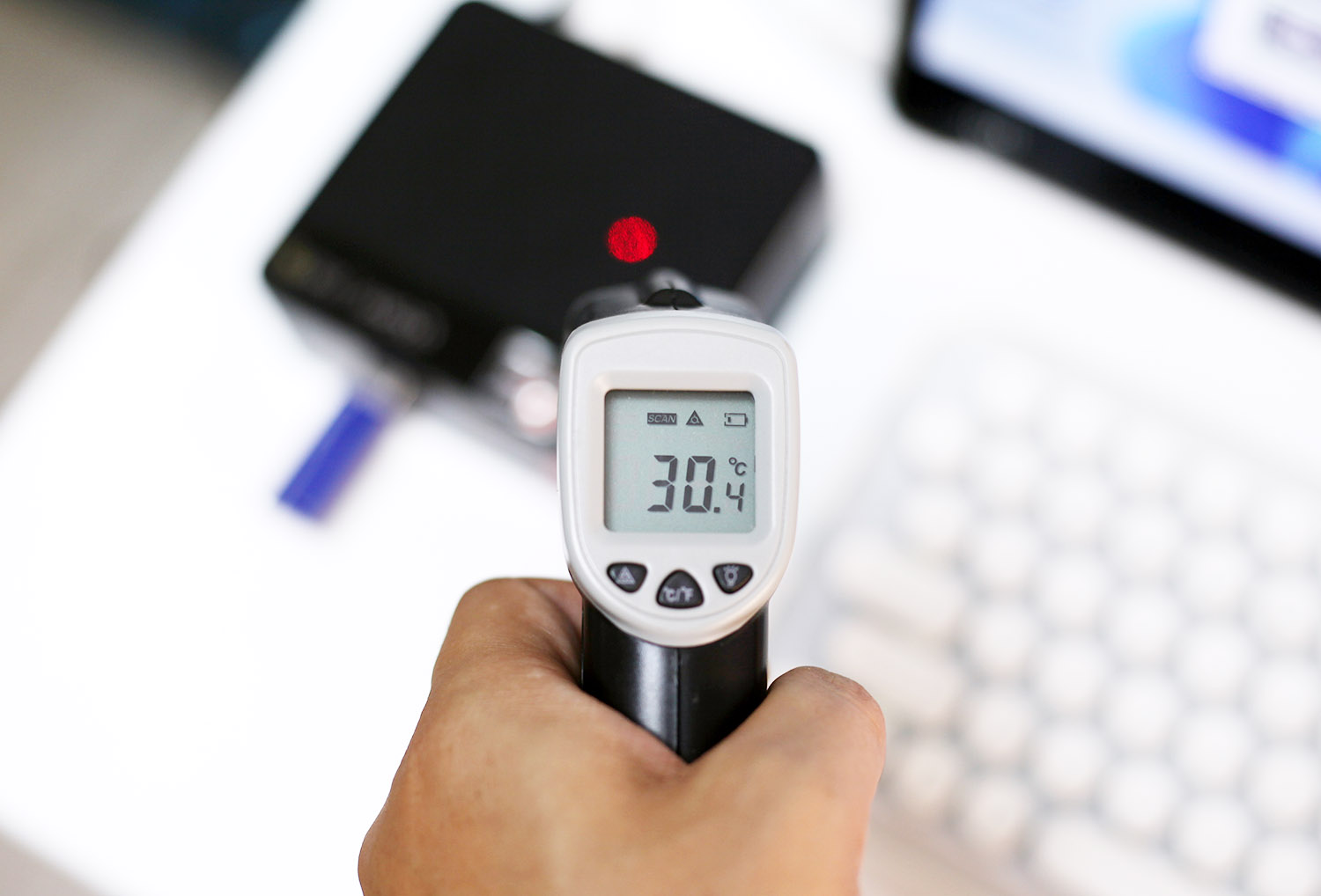 零刻sre5拆解,零刻sre5配什么显示器