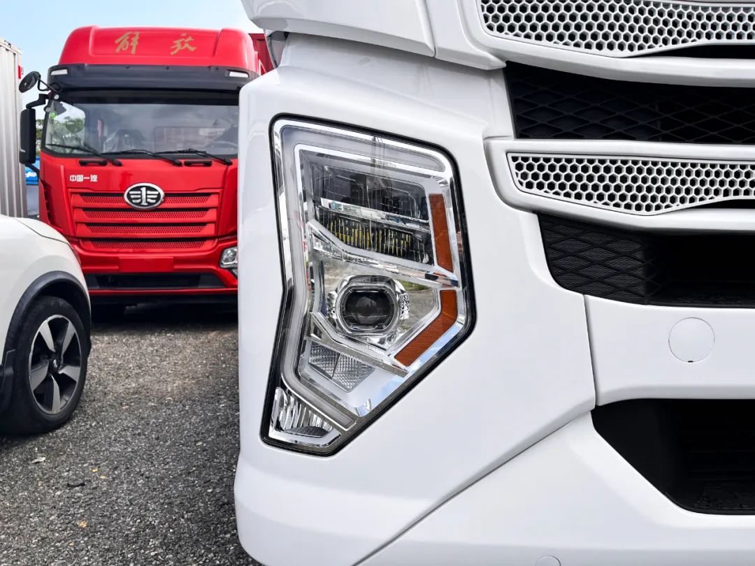 解放鹰途头等舱挡位介绍,解放鹰途头等舱4米2