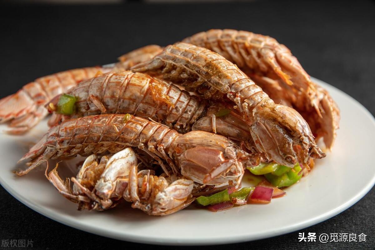 皮皮虾什么季节肉多,皮皮虾是不是皮多肉少