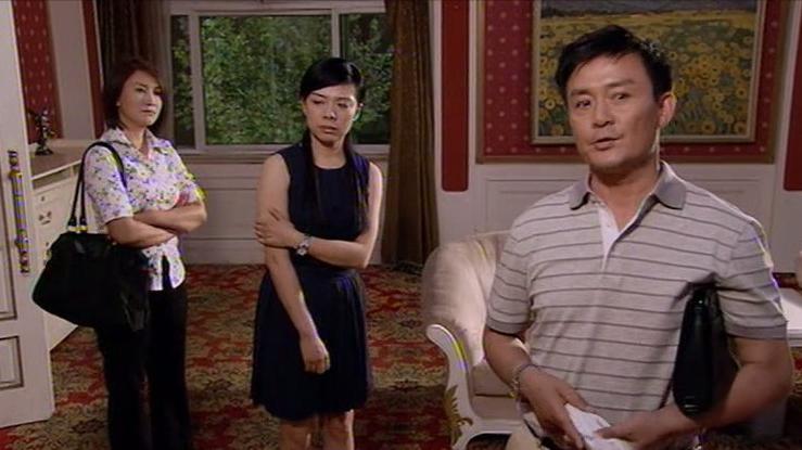 演员邢岷山:和老师女儿结婚,英雄救美被毁容,老婆女儿是心肝