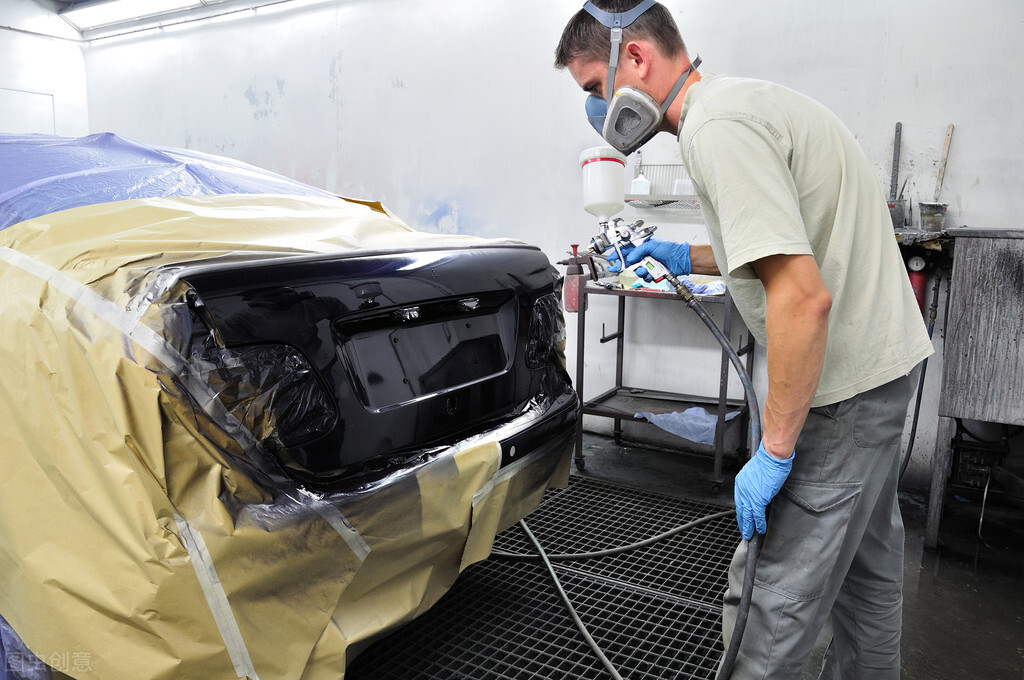 小剐蹭补漆去4s店还是修理厂好,小剐蹭新手可以自己补么