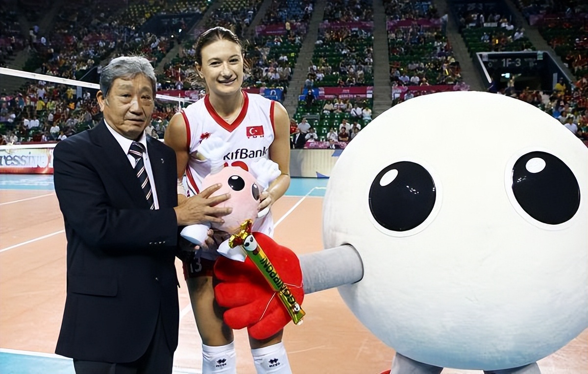 瓦尔加斯女排世锦赛,瓦尔加斯申请加入中国女排吗