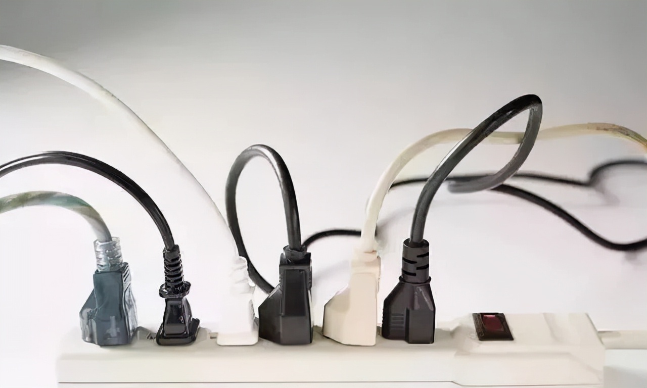 没有预留电线插座不够用怎么加装,插座不够的补救办法是什么