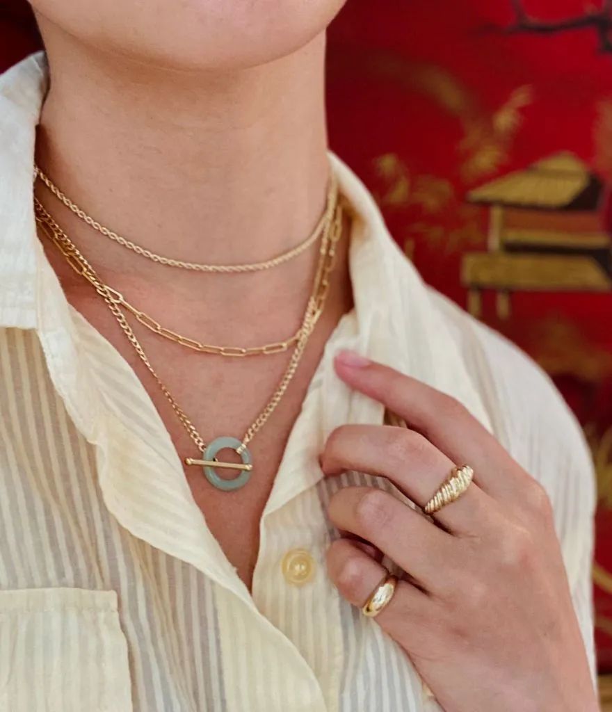 谭松韵关晓彤金鹰节,关晓彤谭松韵红毯走秀