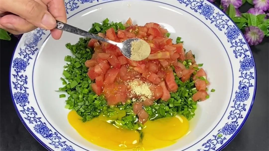 老人腰疼腿疼吃什么食物好,中老年人腰痛吃什么汤