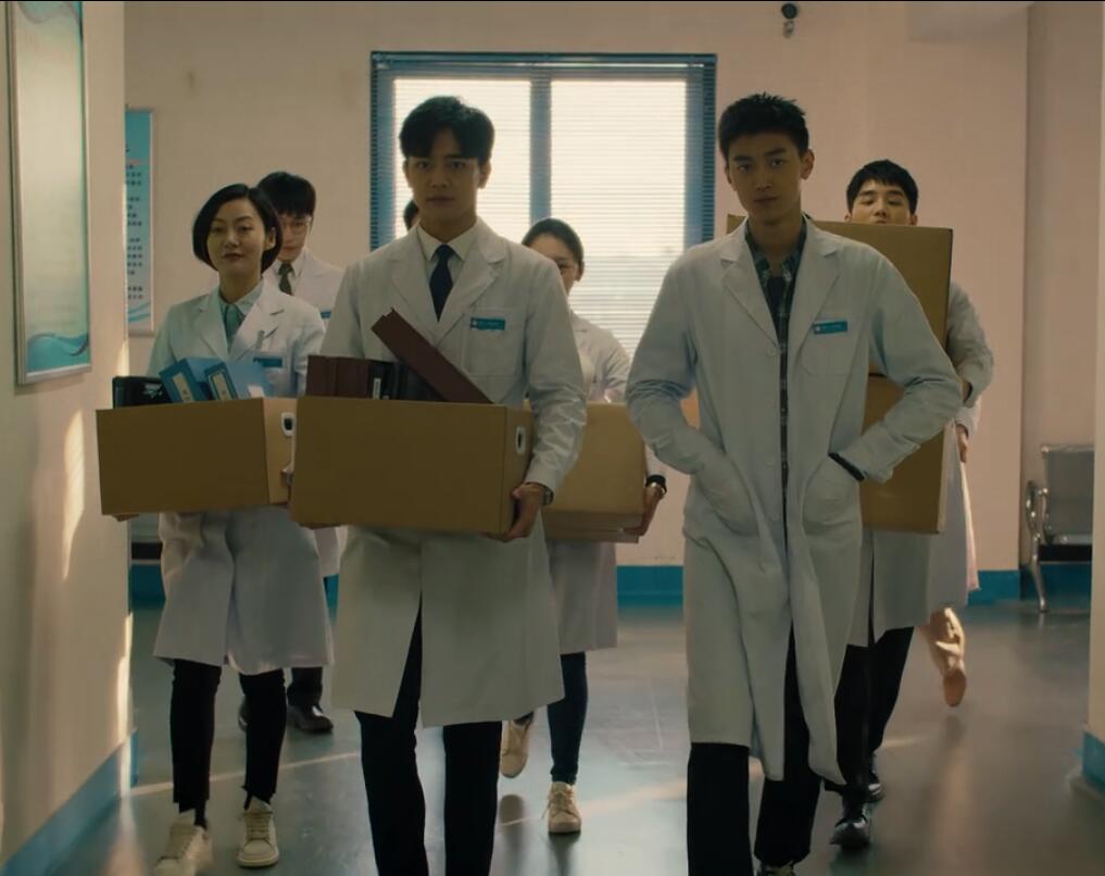 向“中医黑”说不，《促醒者》太良心，让更多人真正了解中医