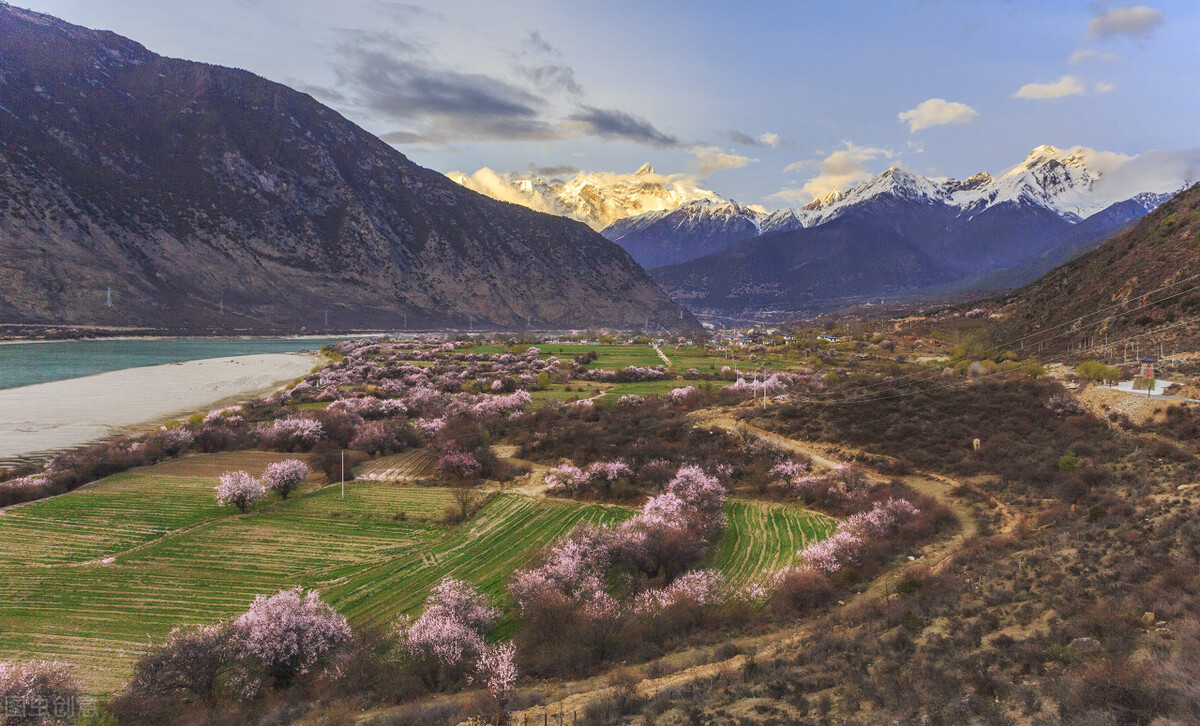 青藏十大最美雪山,十大最美雪山西藏占四座