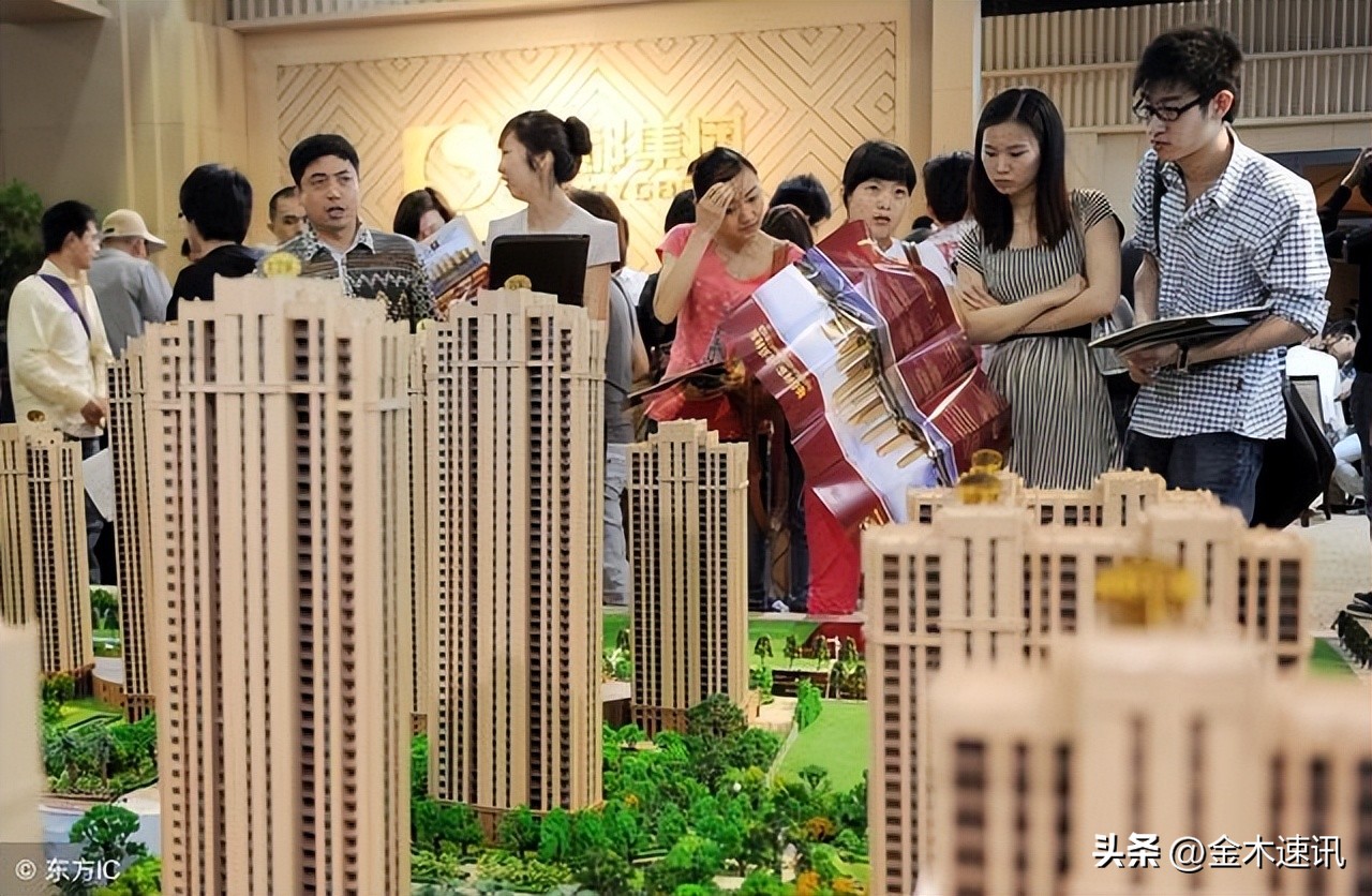 买房贷50万贷10年需多少利息,上海首付100万剩下200万贷款怎么贷